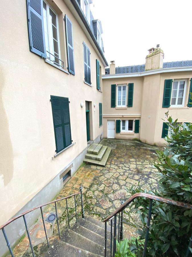 Studio Au Coeur De Granville Esterno foto